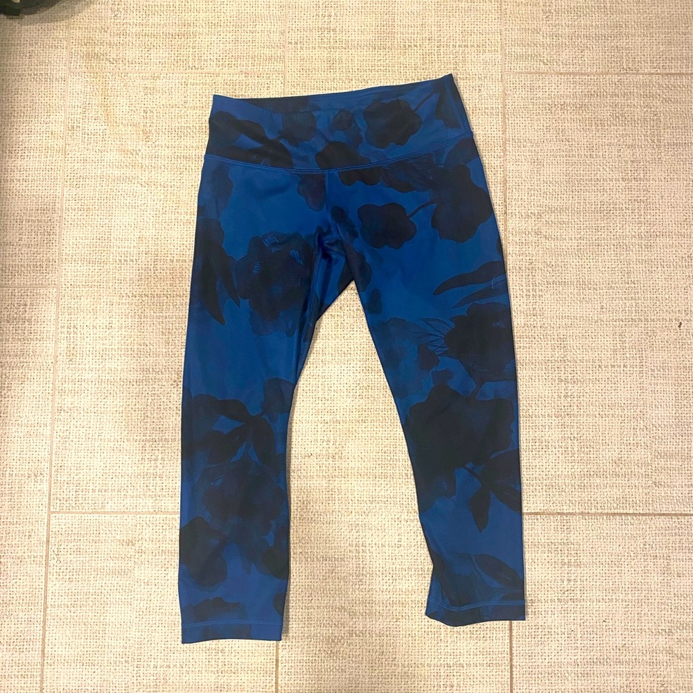 Lululemon floral crop leggings